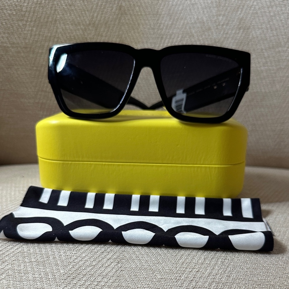 Marc Jacobs Black Sunglasses with Yellow Case